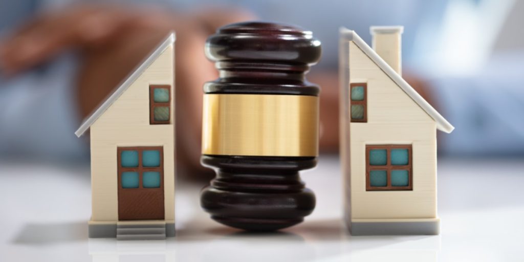 Wettelijke en financiële stappen bij een huis kopen of verkopen